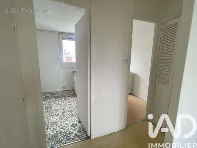 Appartement 38 m² à Creil  - photo 3