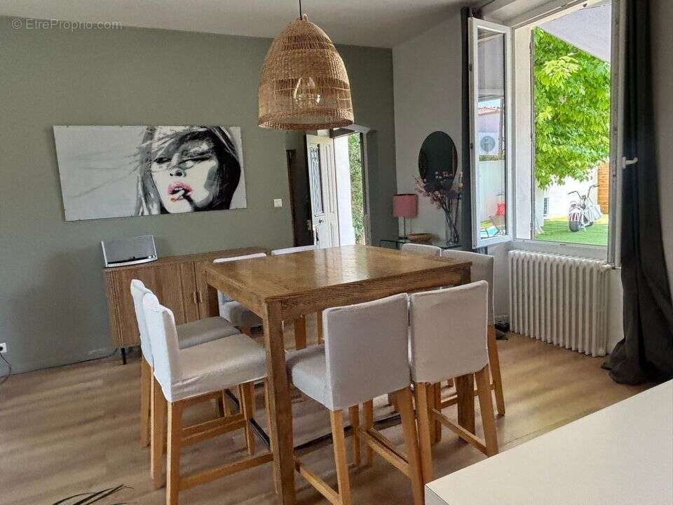 Villeneuve les Avignon,, Somptueuse maison 140m², terrain 400 - photo 6