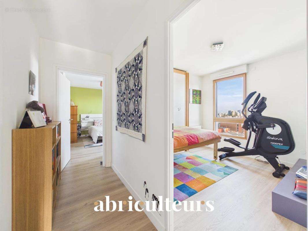Appartement à AUBERVILLIERS