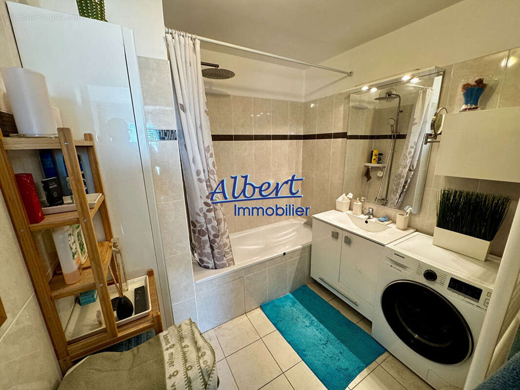 Appartement à OLLIOULES