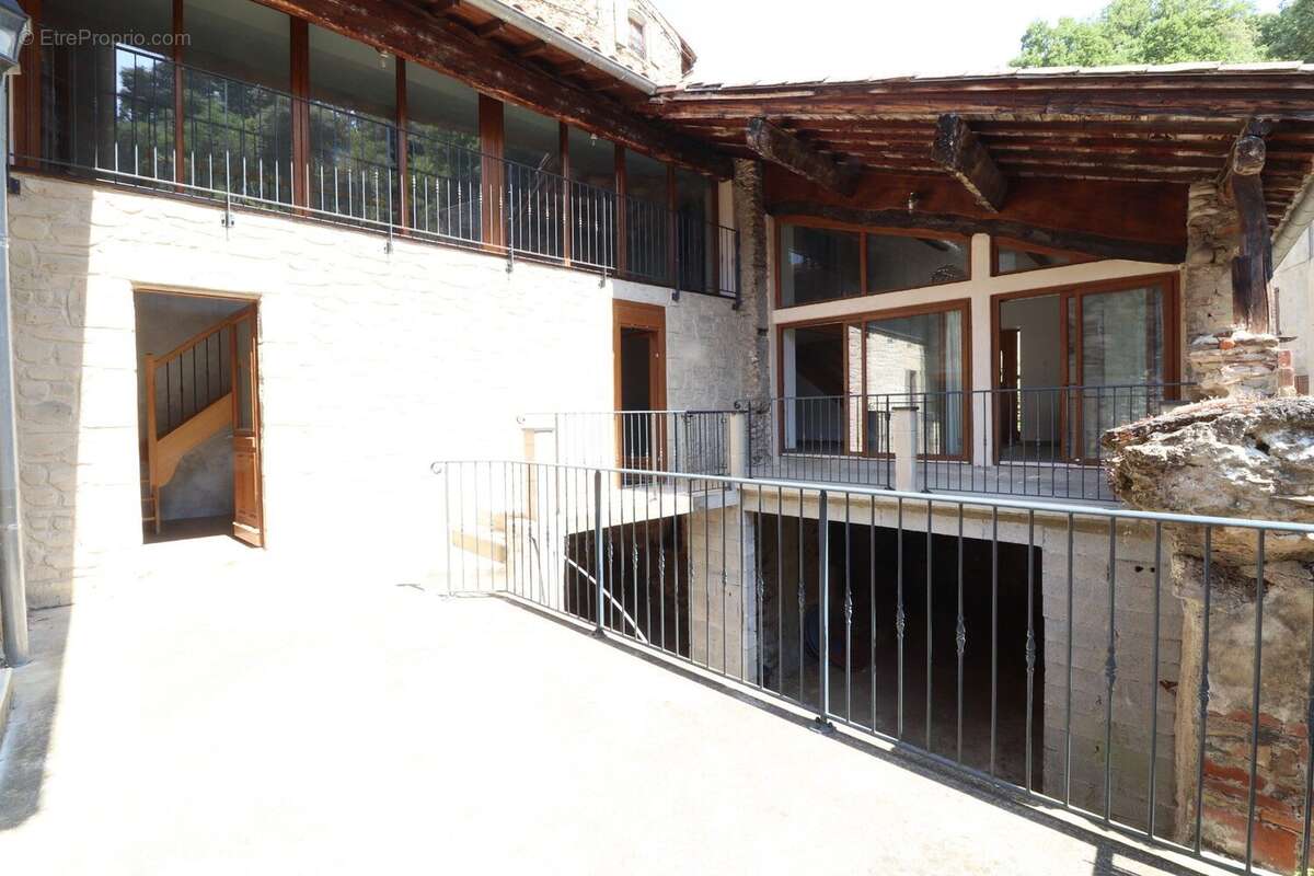 Maison à BEAUCHASTEL