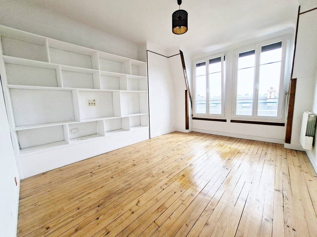 Appartement à PONTOISE
