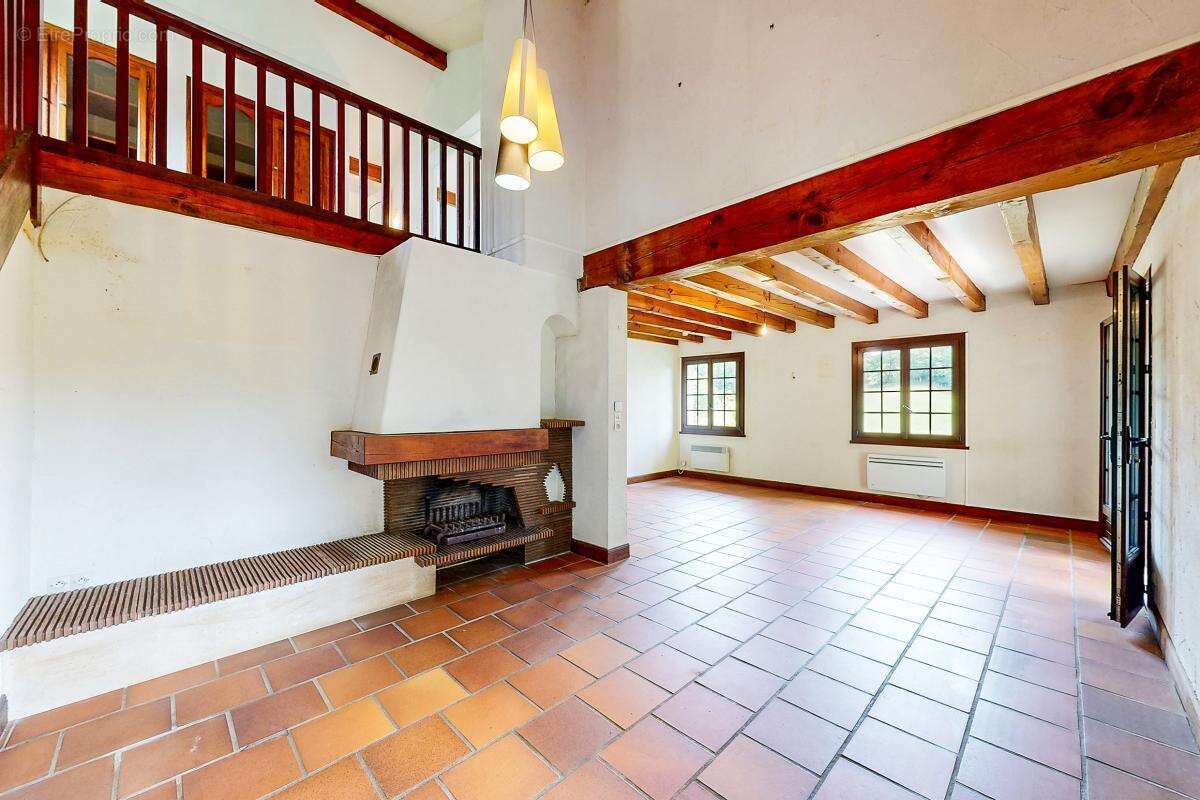 Maison T5 231 m² avec jardin et garage - photo 11