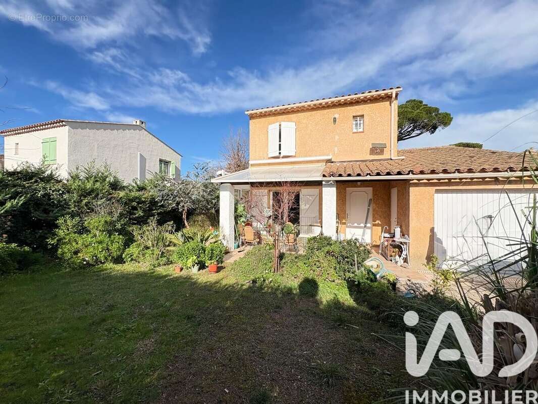 Photo 2 - Maison à FREJUS