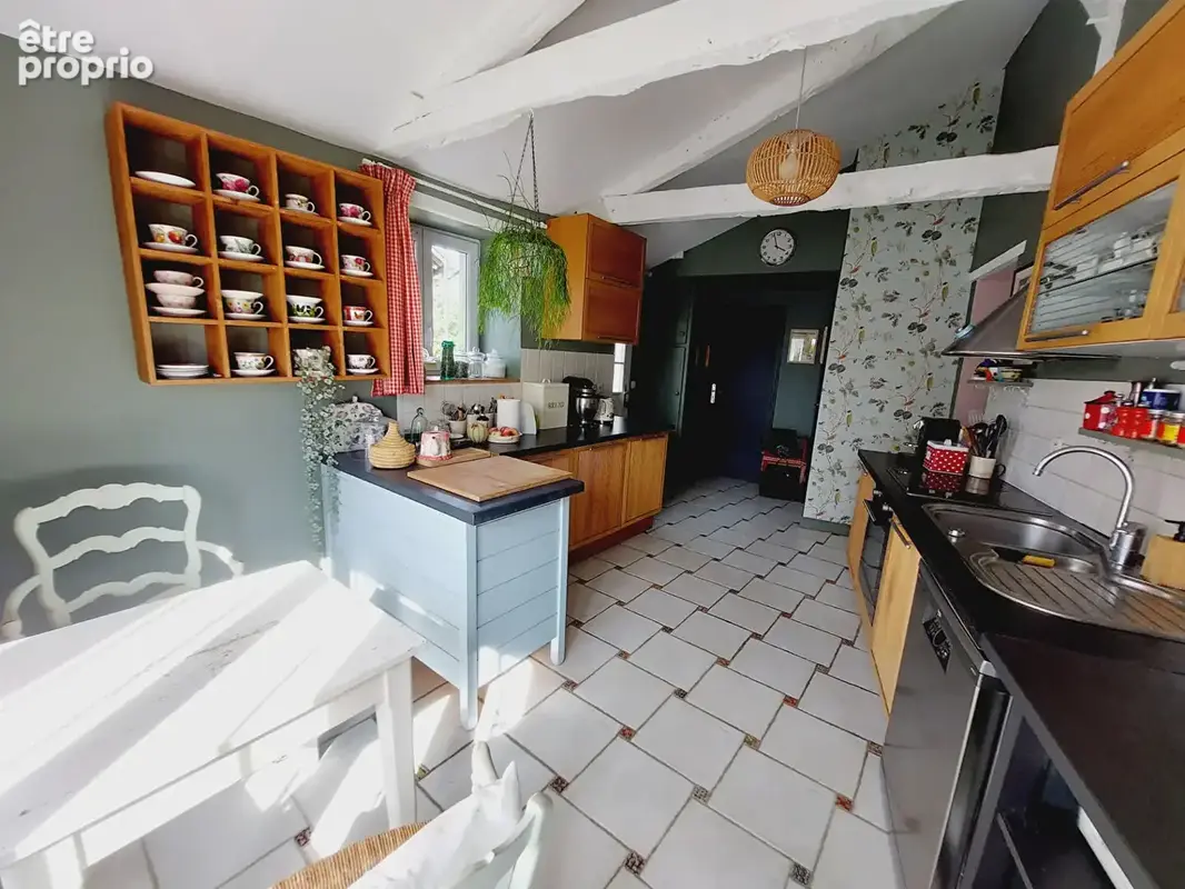 Maison Montreuil Le Gast 8 pièce(s) 129 m2 - photo 8