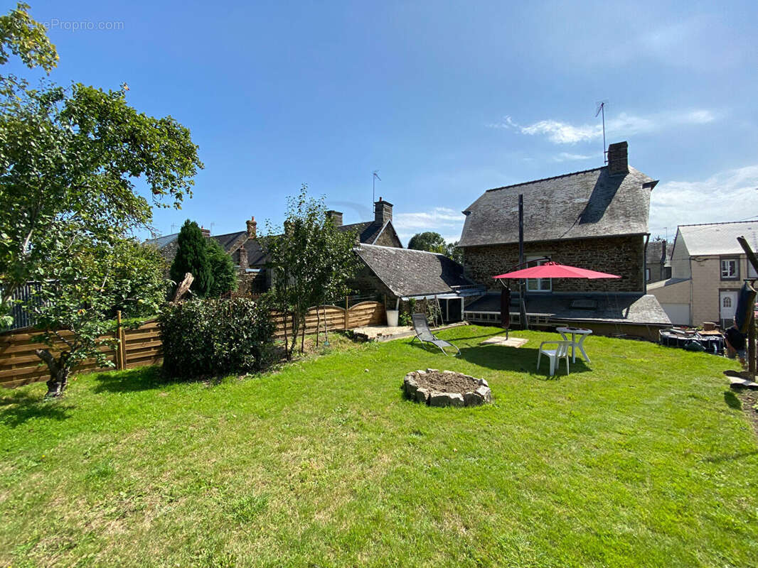 Maison à LA CHAPELLE-D'ANDAINE