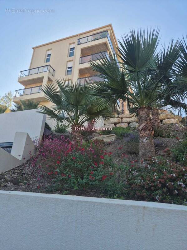 Appartement à SAINT-RAPHAEL