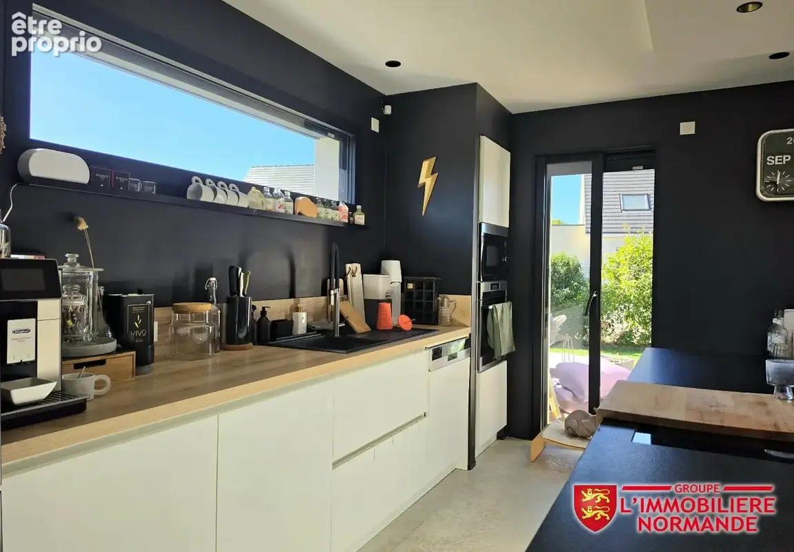 Maison récente au Vaudreuil : 4 chambres et jacuzzi, près de la voie verte - photo 8