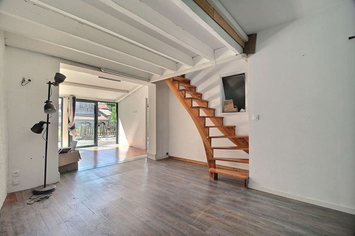 Maison 140m² à saint-georges-sur-allier - photo 7