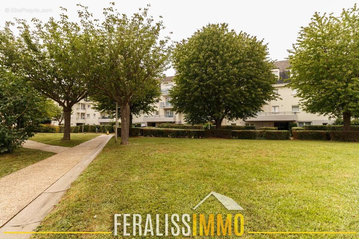 Appartement à JOUY-LE-MOUTIER