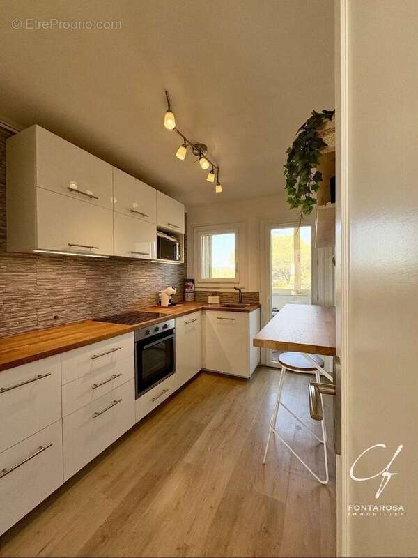 Appartement à SAINT-RAPHAEL