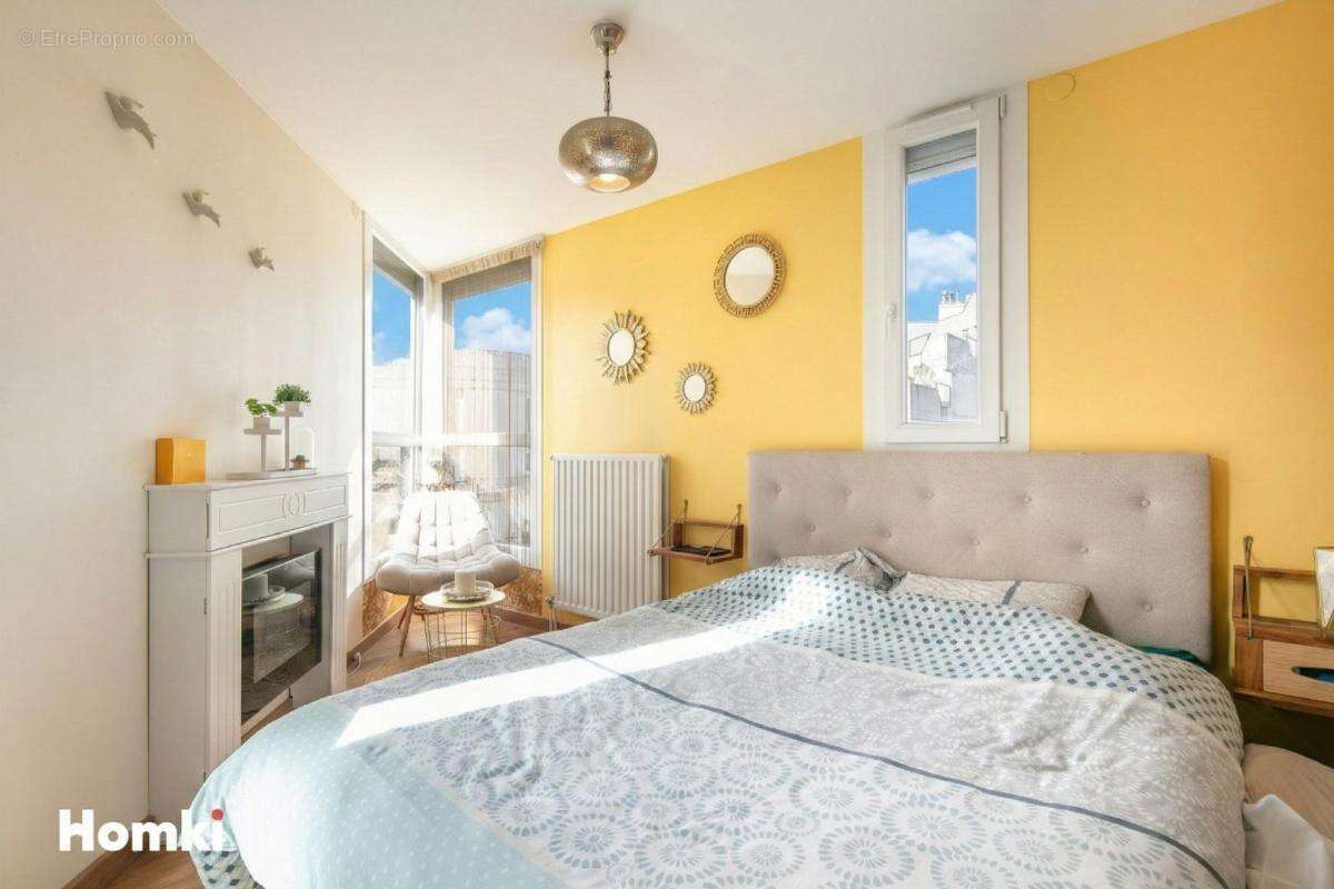 Appartement à SAINT-MARTIN-D'HERES