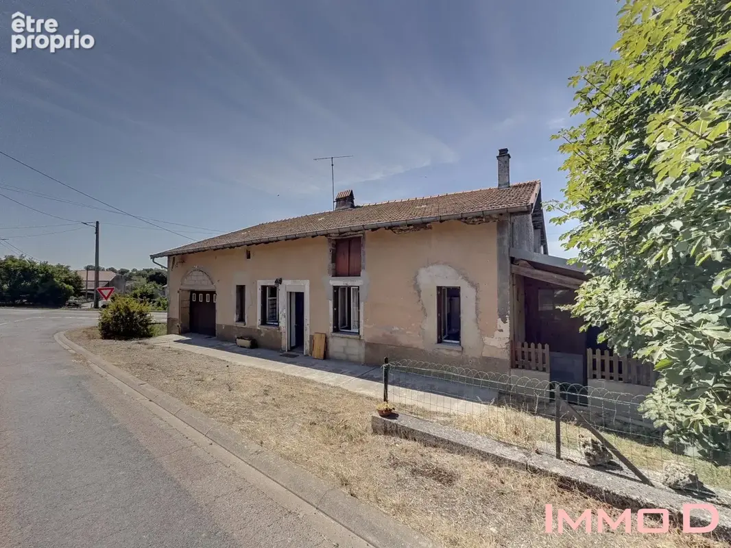 Maison à REGNEVELLE