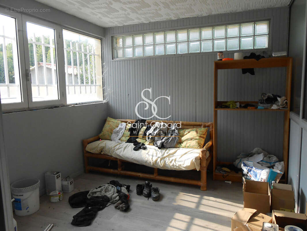 Commerce à GOND-PONTOUVRE