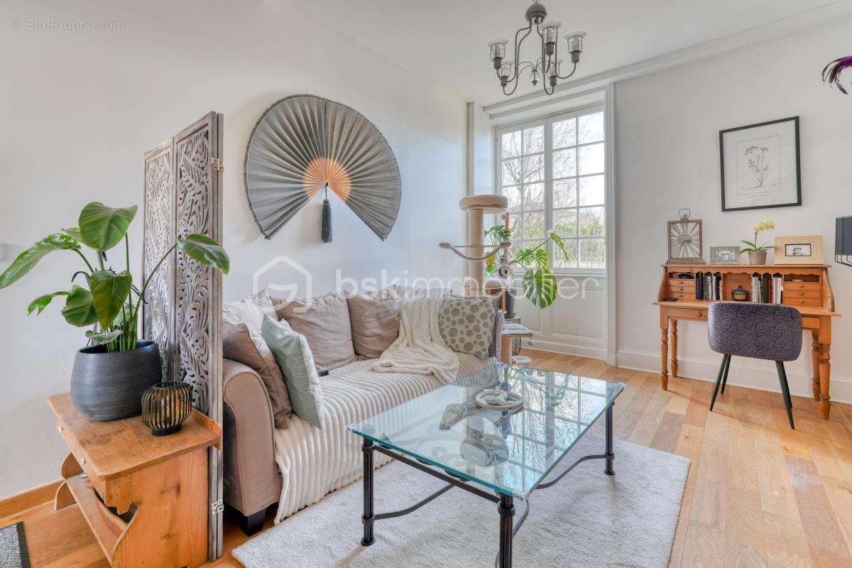 Appartement à CHARLY