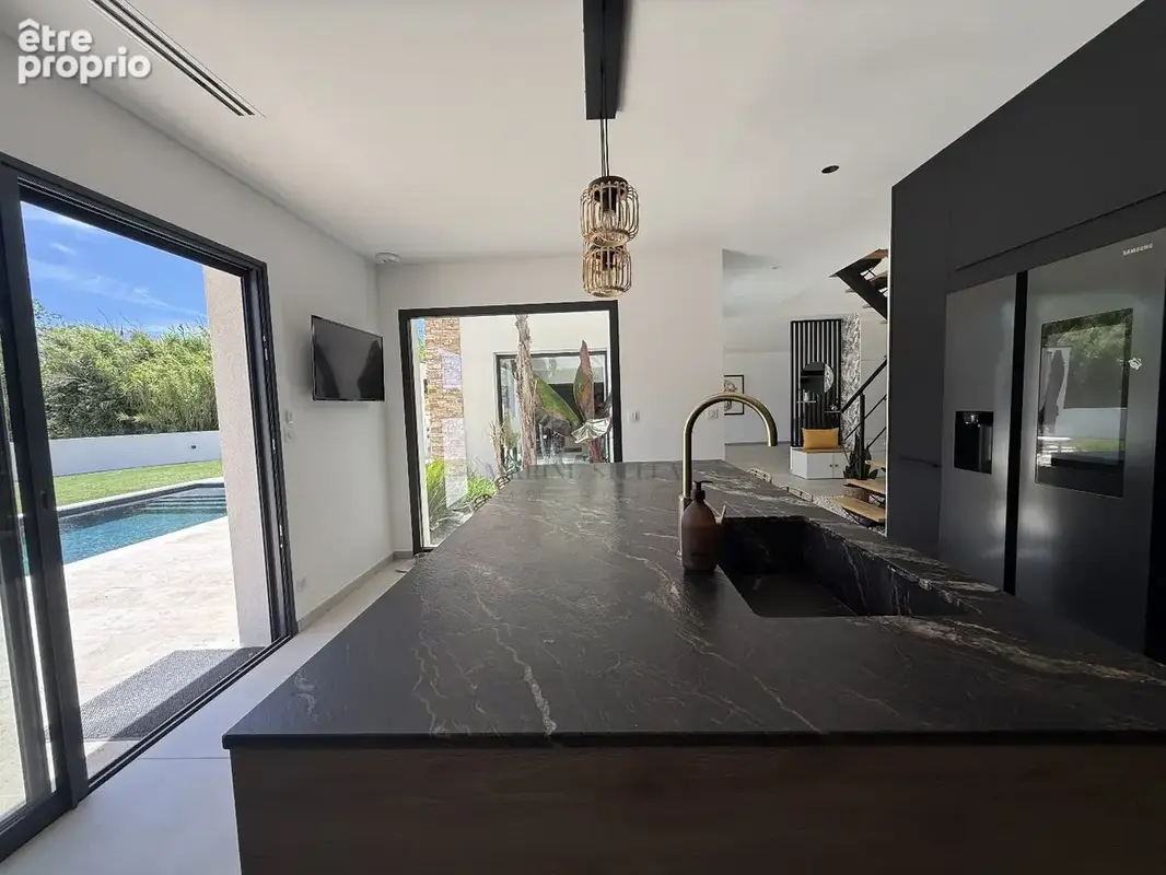 Maison contemporaine neuve 190 m²  Piscine à débordement  5 chambres  Cazouls-lès-Béziers - photo 7