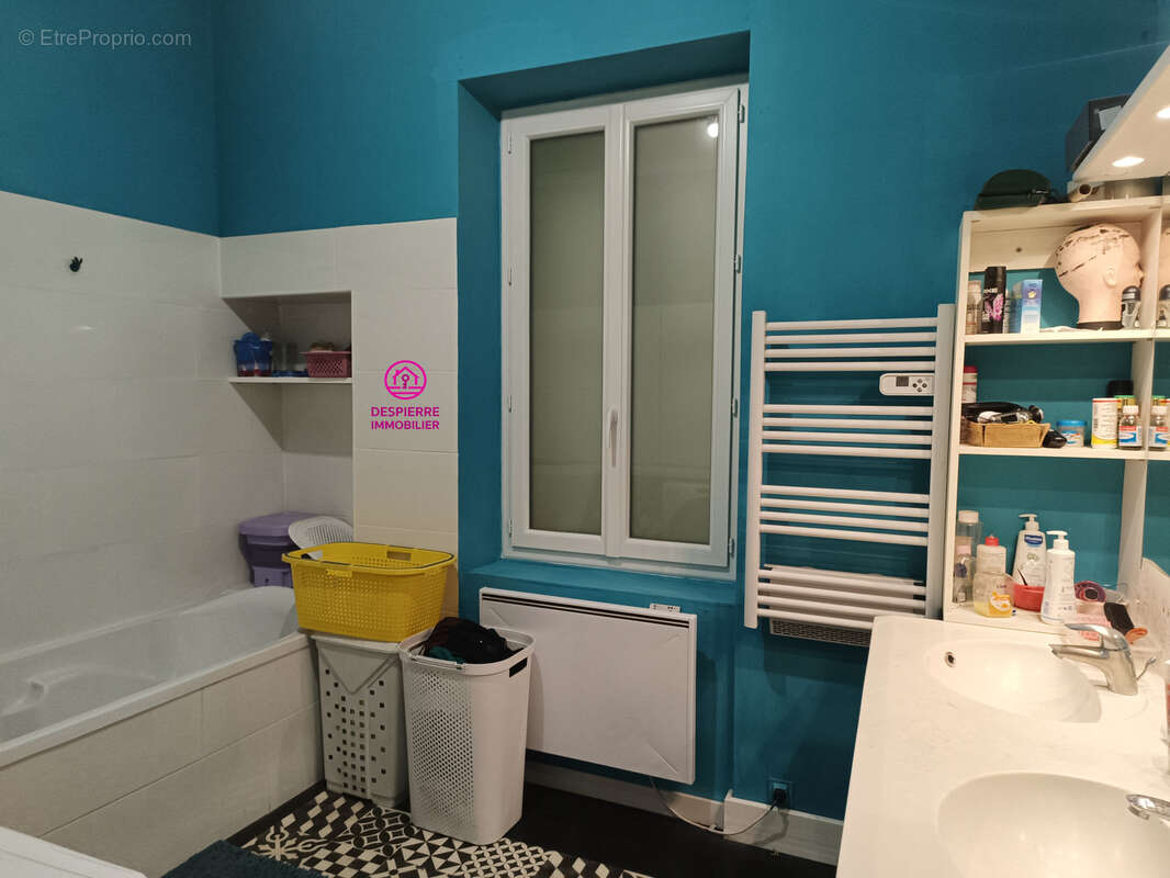 Maison à LE PEAGE-DE-ROUSSILLON