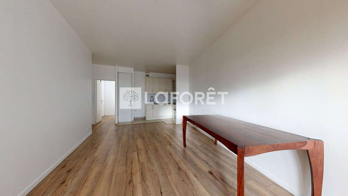 Appartement à NANTERRE
