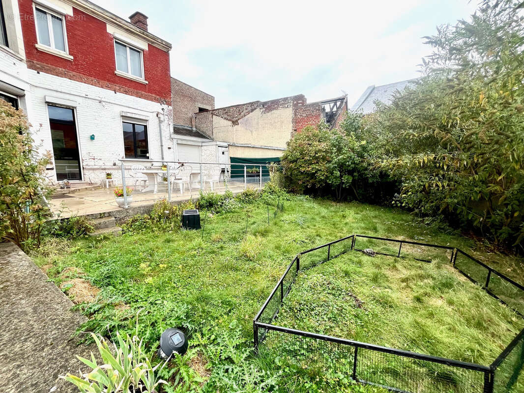 Maison à SAINT-QUENTIN