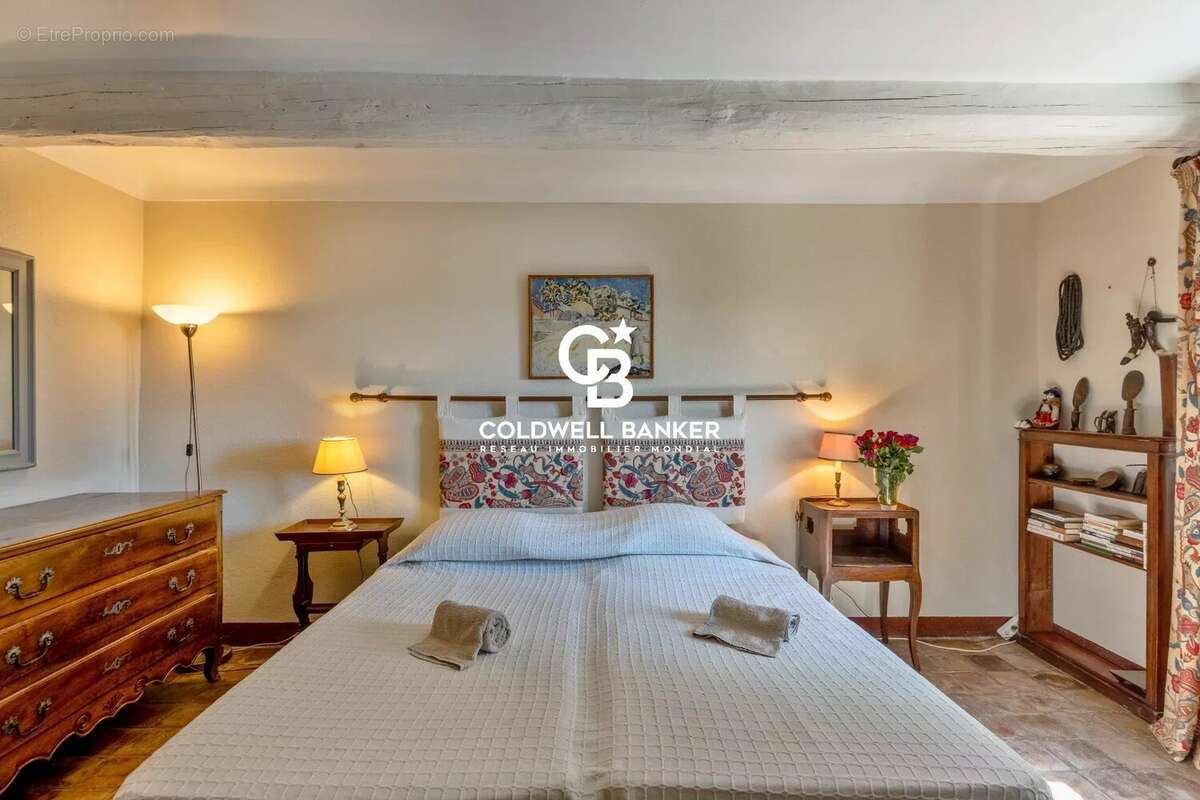 Maison à LA GARDE-FREINET