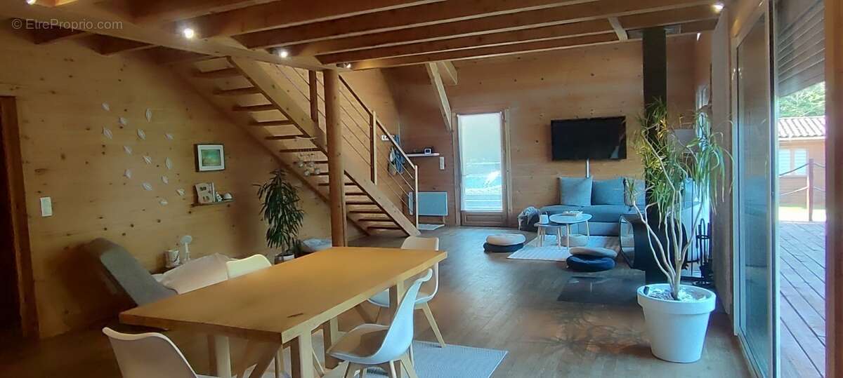 Maison 276 m² à Lalinde  - photo 5
