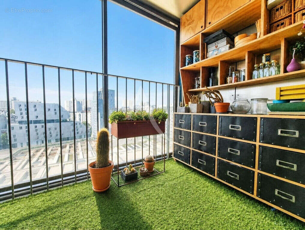 BNF  - 5 pièces avec loggia et terrasse - photo 13