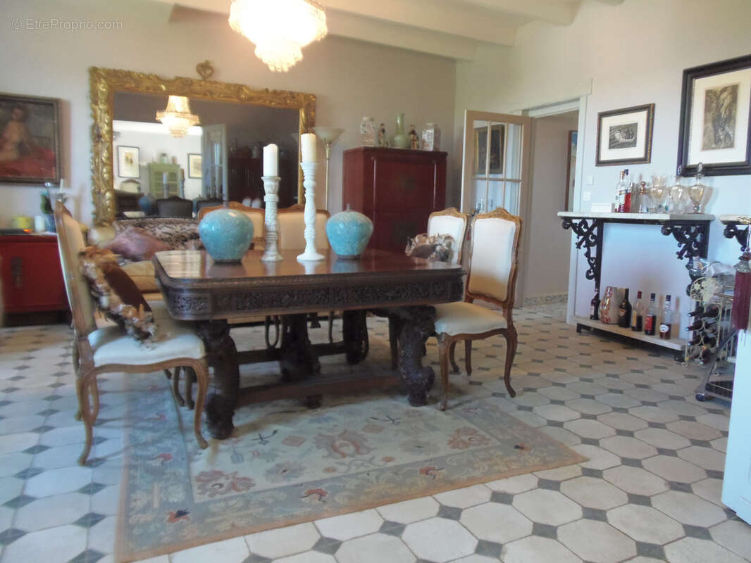 Maison à SAINT-THOMAS-DE-CONAC