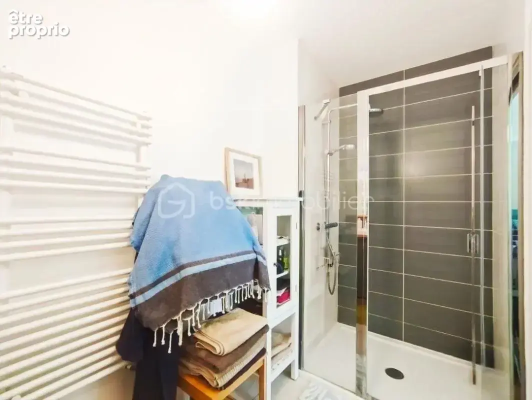CESSON-SÉVIGNÉ – Elégant Appartement T2 avec terrasse dans résidence de standing - photo 9