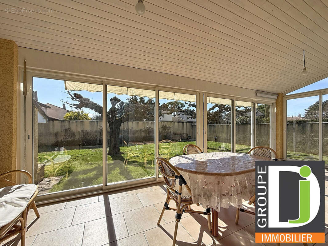 Maison à LIVRON-SUR-DROME