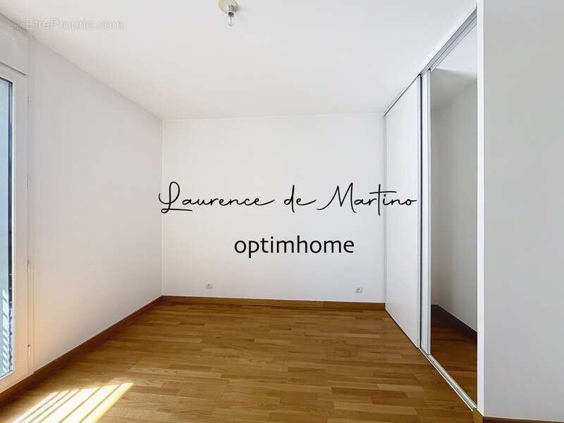 Appartement à NANTERRE
