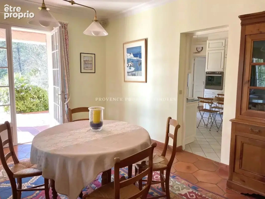 Charmante villa avec beau terrain. - photo 5