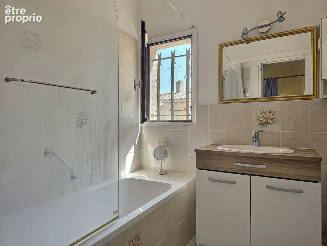 Maison proche Almanarre avec Jardin et Garage - photo 9