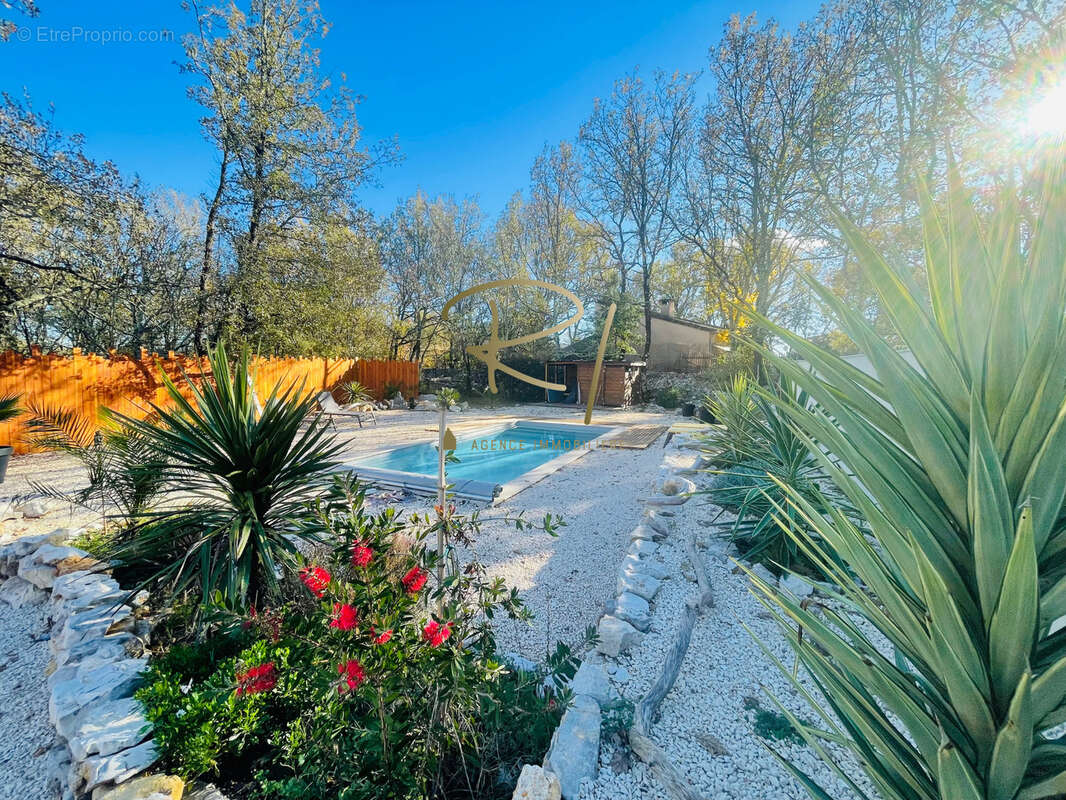 Maison à SAINT-ALBAN-AURIOLLES