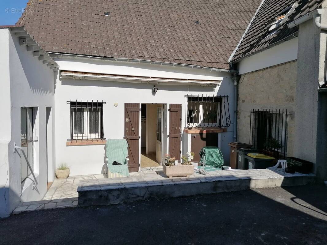 Maison à VESLUD