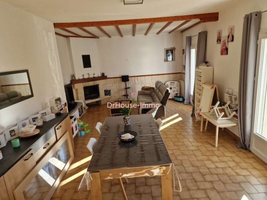 Maison à LA COURONNE