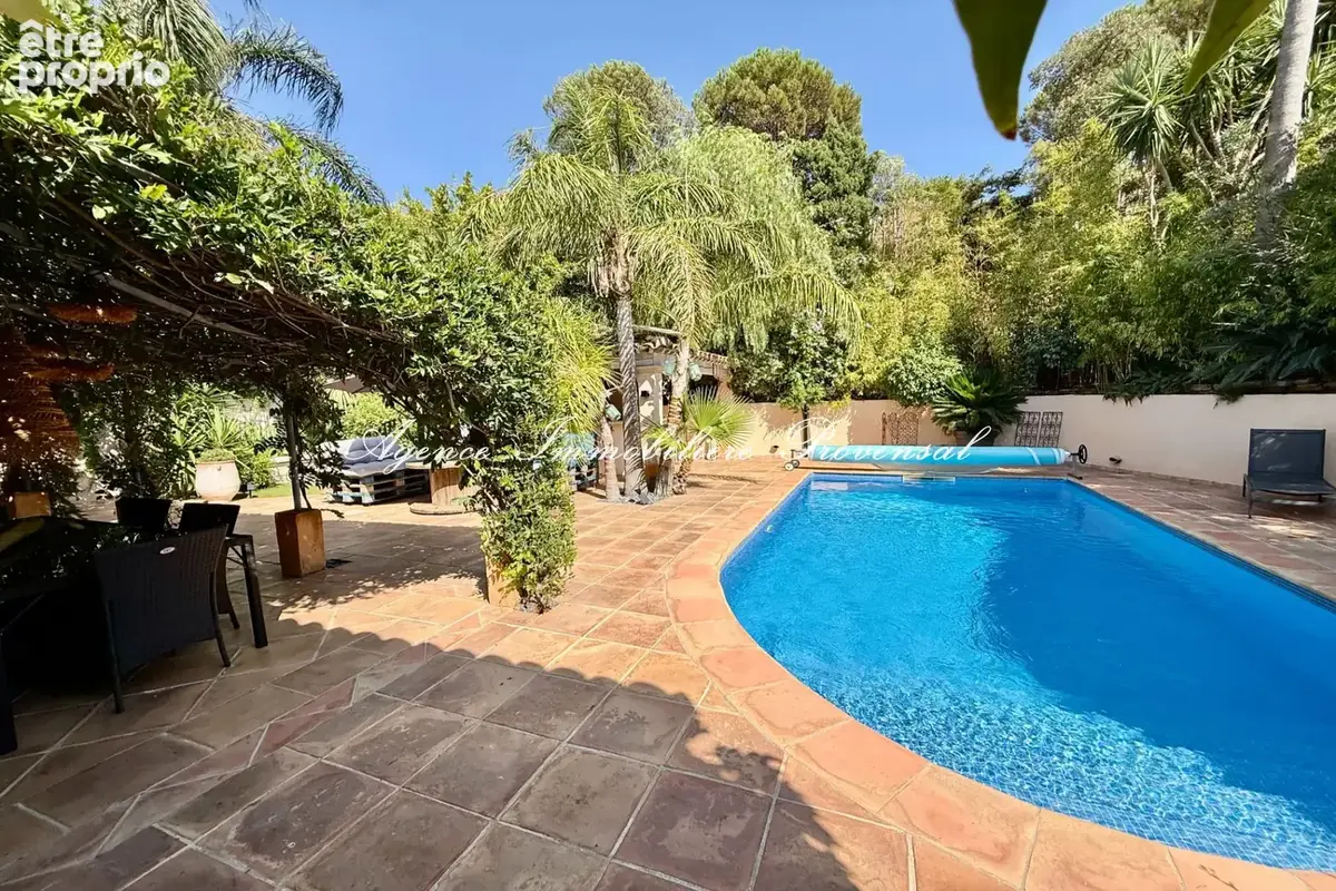 Maison 8 pièces 350 m² à vendre à Sainte-Maxime (83120) - photo 8
