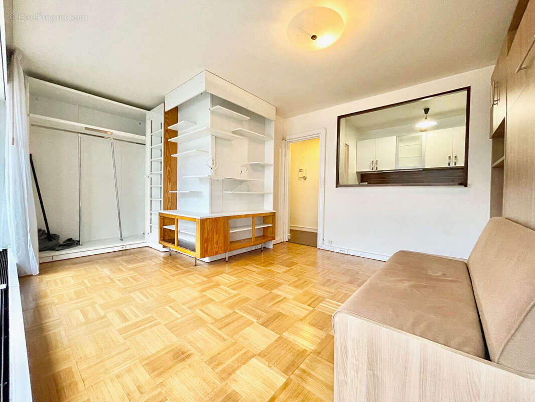 Appartement à PARIS-19E
