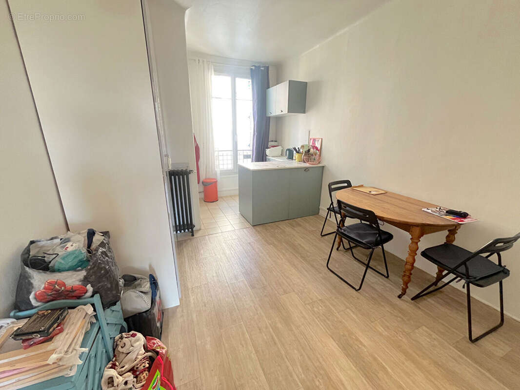 Appartement à PARIS-20E