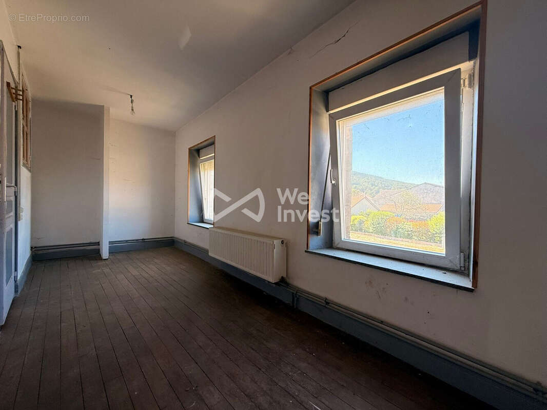 Maison 101 m² à Lion-Devant-Dun  - photo 5