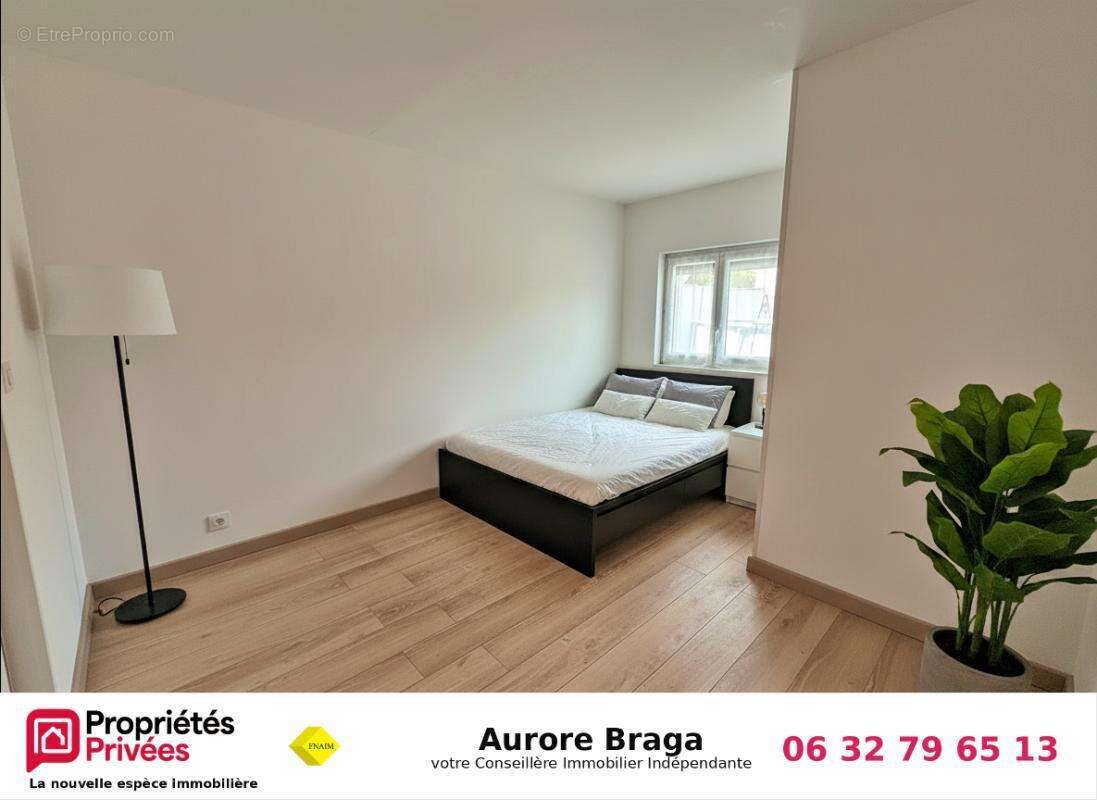 Maison MEHUN SUR YEVRE 5 pièces 110 m2 - photo 9
