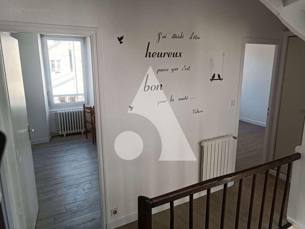 Maison de bourg en pierre avec jardin et dépendance - Plénée-Jugon 5 pièce(s) 120 m2 - photo 7