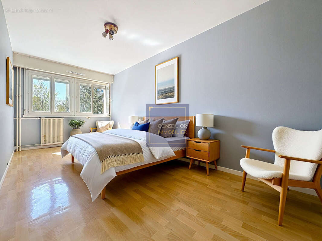 Appartement à SAINTE-FOY-LES-LYON