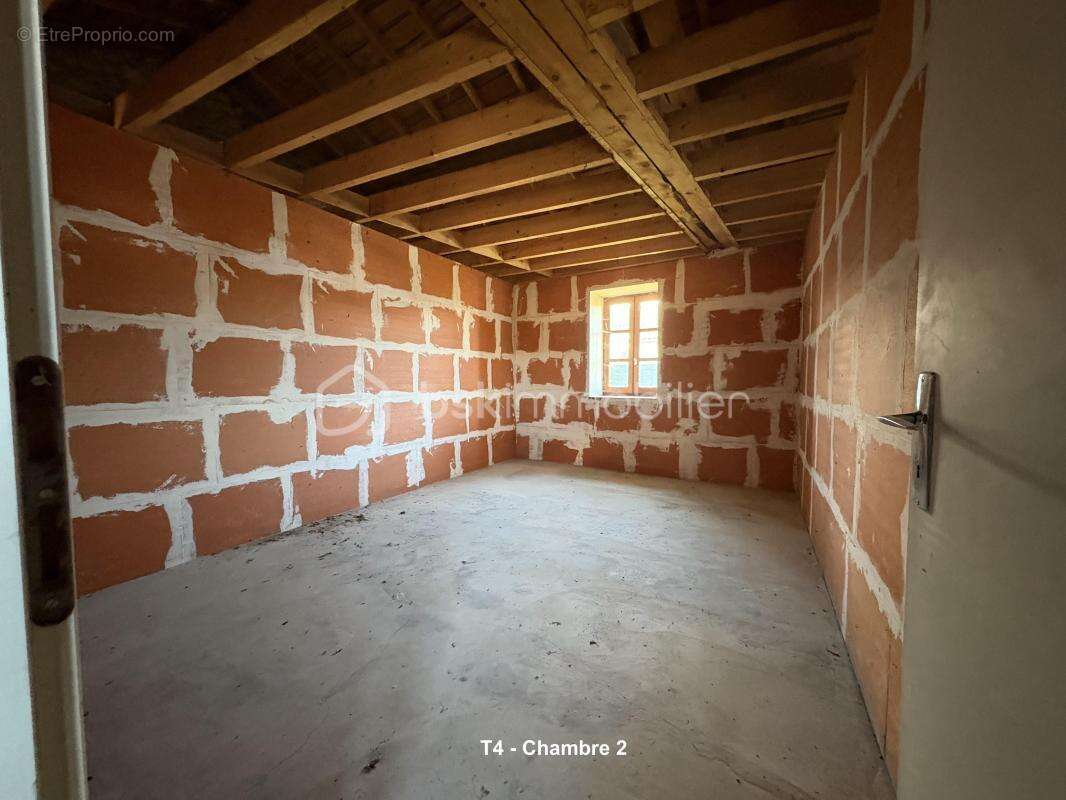 Maison T4 + Appartement T2 à rénover - photo 4