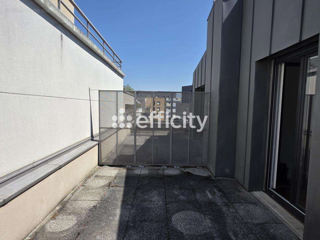 Appartement rénové - photo 10