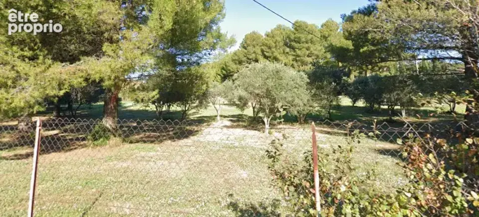 Terrain à SAINT-CHAMAS