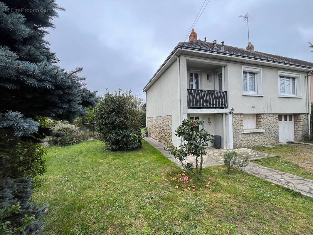 Maison à CHAMBRAY-LES-TOURS