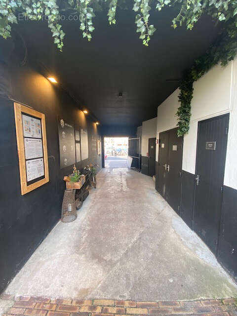 Commerce à MAISONS-LAFFITTE