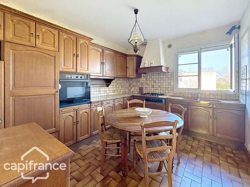Maison sur sous-sol avec accès de plain-pied – Proche commodités - THOUARS (79) - photo 7
