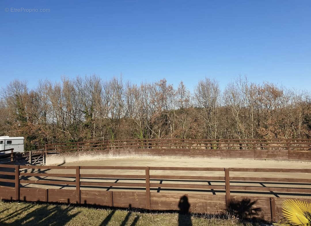 Commerce à VILLENEUVE-SUR-LOT