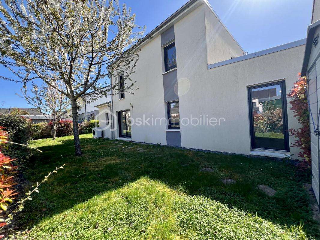 Bezannes Maison indépendante et récente de 153 m2 type 6 avec jardin - photo 13